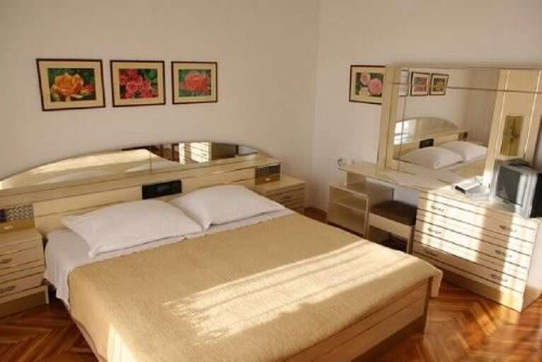 Novalja Apartment Rental