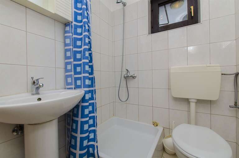 Drage Apartment Rental