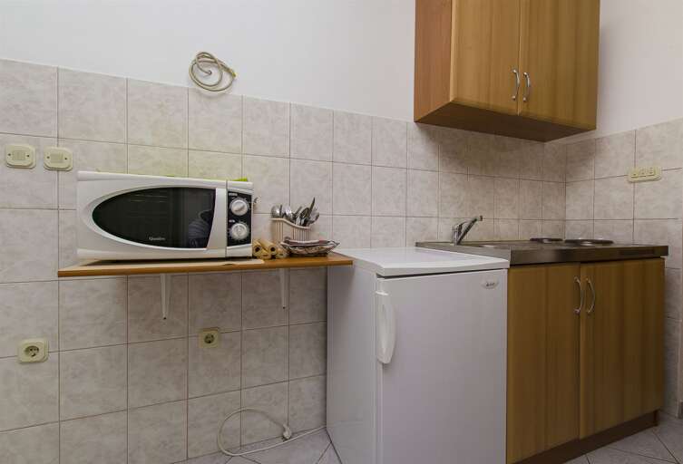 Drage Apartment Rental