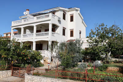 Apartments Anđelko