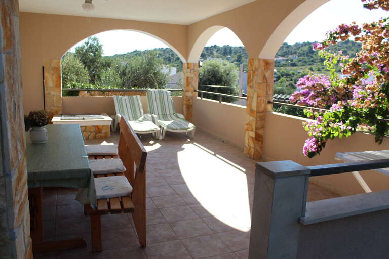 Razanj Apartment Rental
