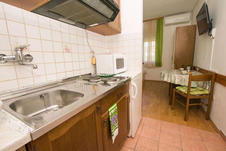 Sukosan Apartment Rental