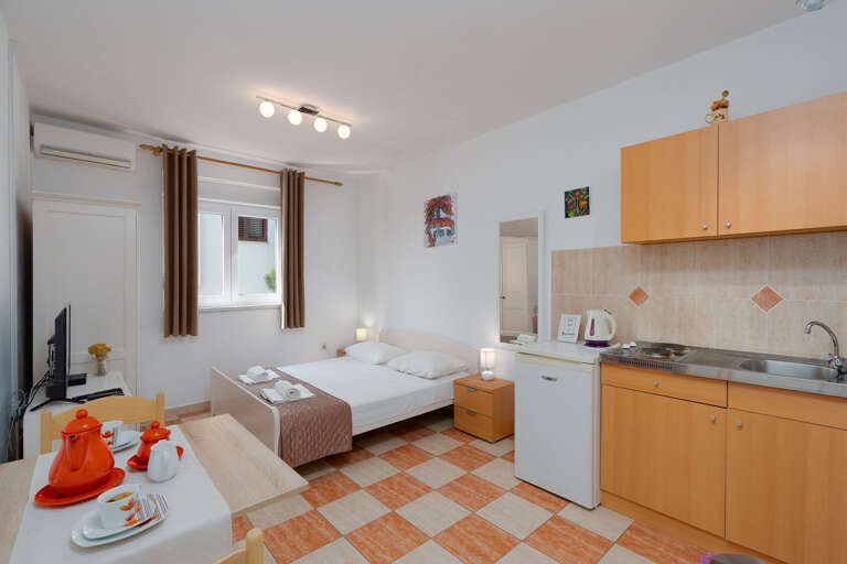 Mandre Apartment Rental