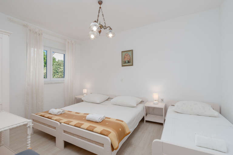 Mandre Apartment Rental