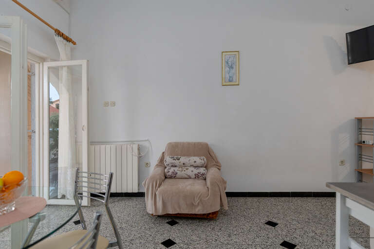 Mandre Apartment Rental