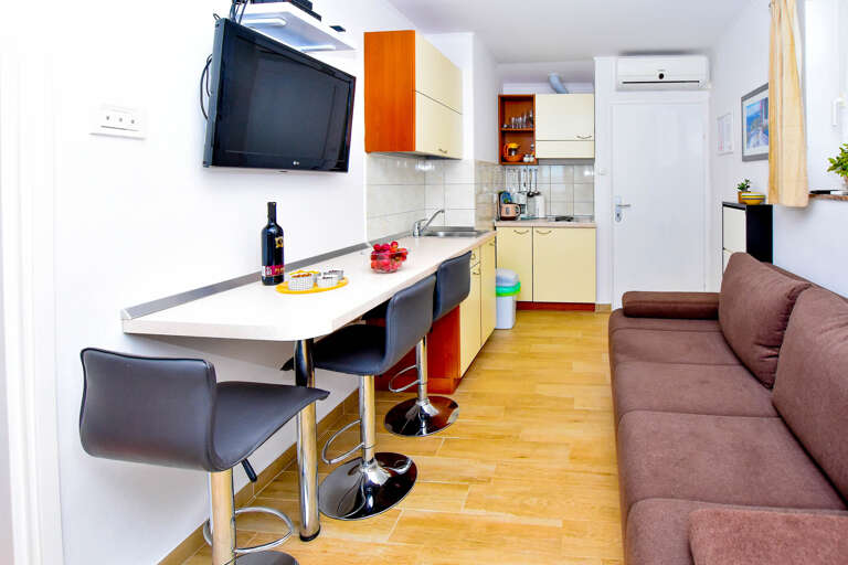 Murter Apartment Rental