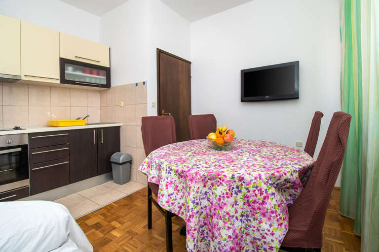 Srima Apartment Rental