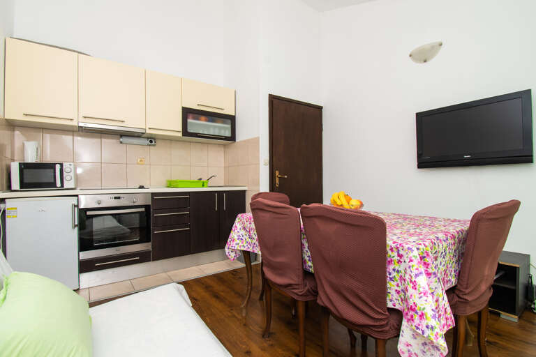 Srima Apartment Rental