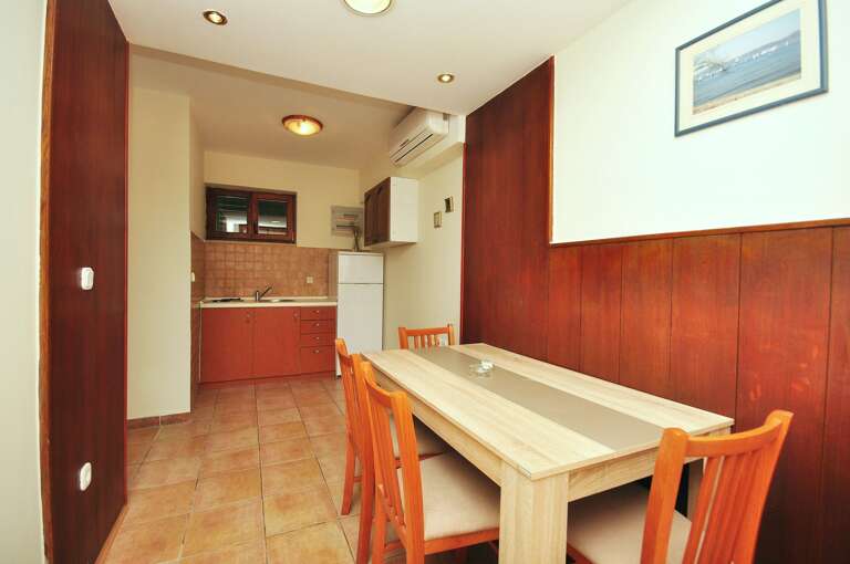 Novalja Apartment Rental