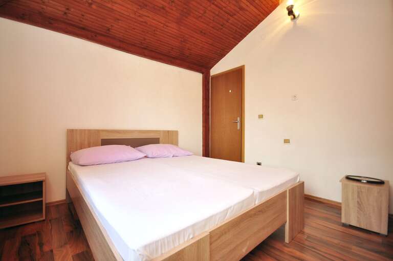 Novalja Apartment Rental