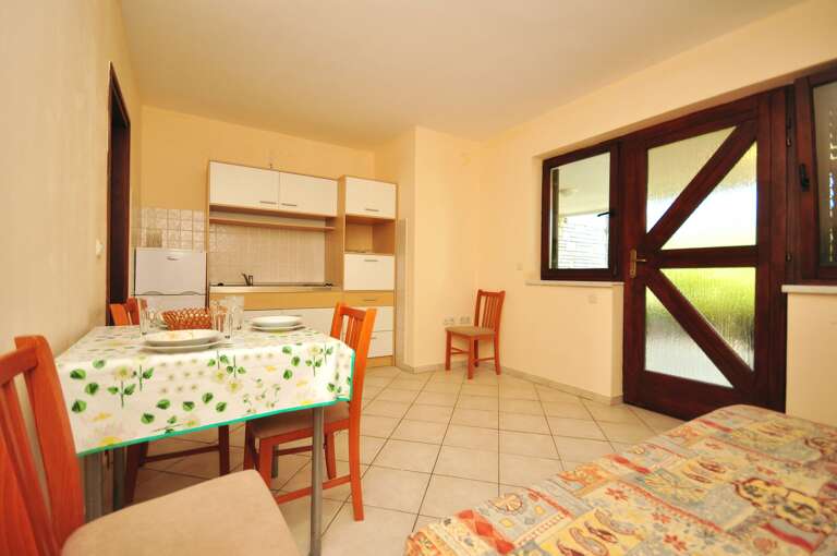 Novalja Apartment Rental