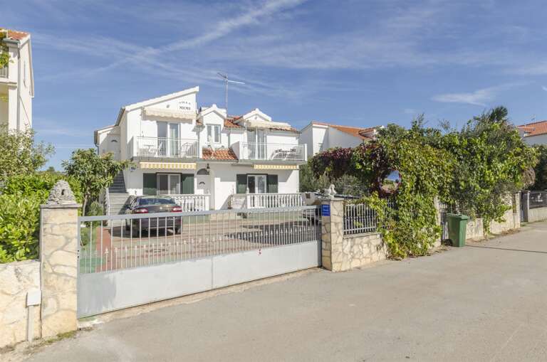 Brodarica Apartment Rental