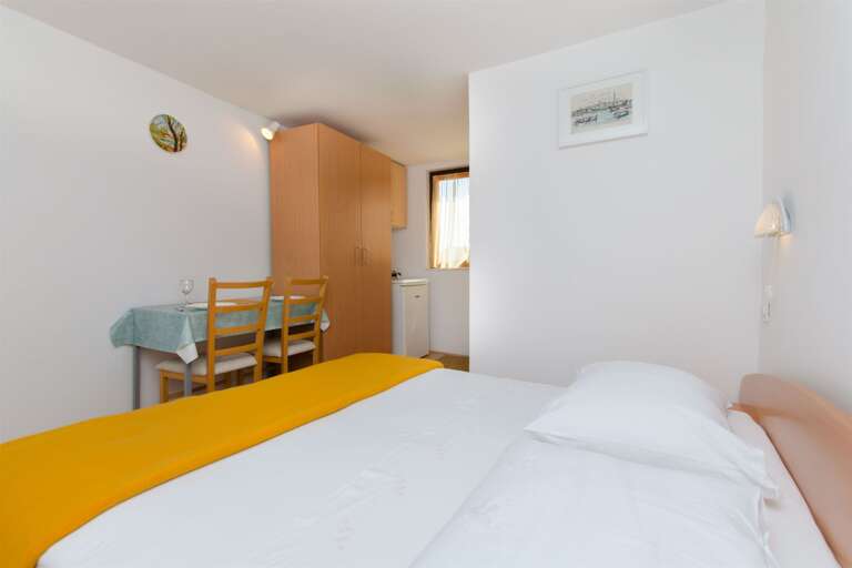 Rogoznica Rental Rental