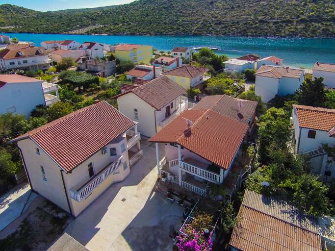 Podglavica Home Rental