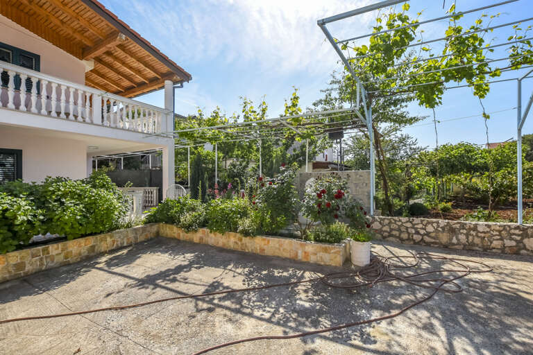 Podglavica Home Rental