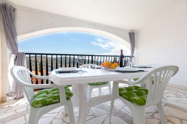 Rogoznica Apartment Rental