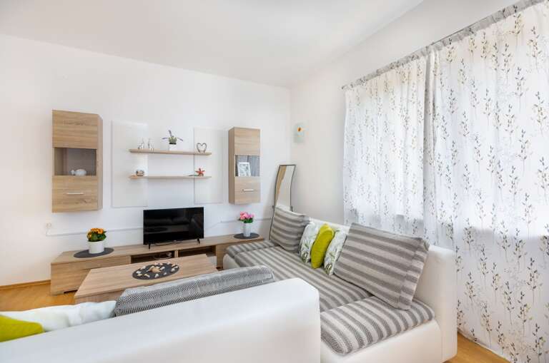 Rogoznica Apartment Rental