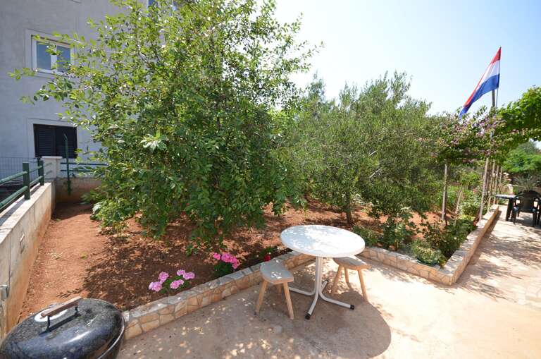 Brodarica Apartment Rental