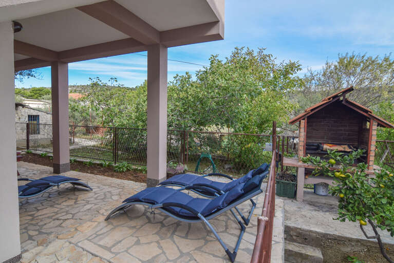 Podglavica Apartment Rental