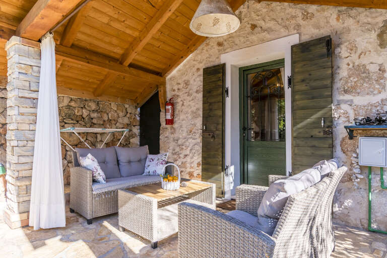 Igrane Home Rental
