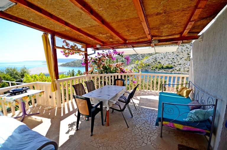 Vinisce Apartment Rental