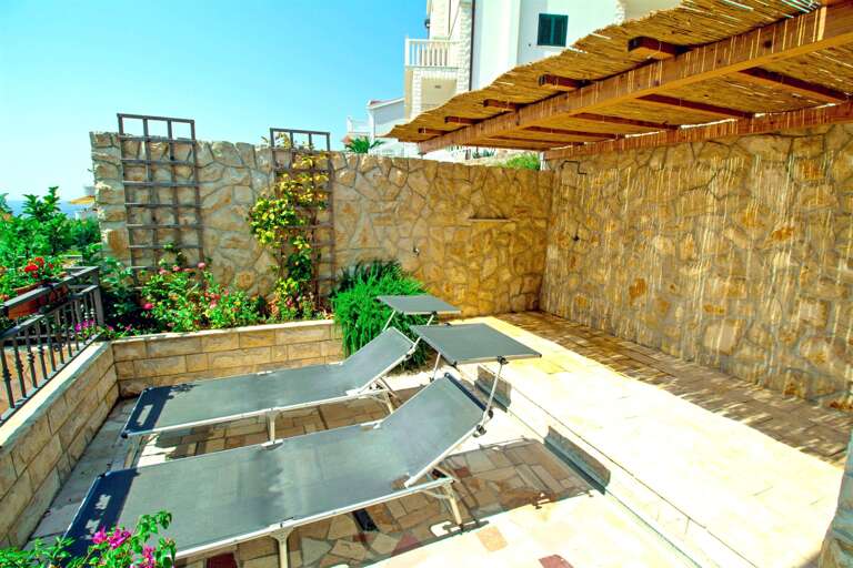 Okrug Gornji Apartment Rental
