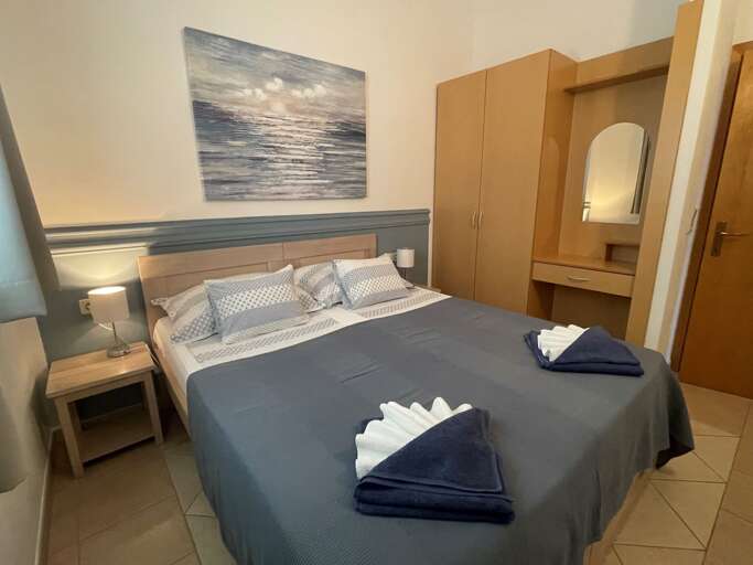 Okrug Gornji Apartment Rental