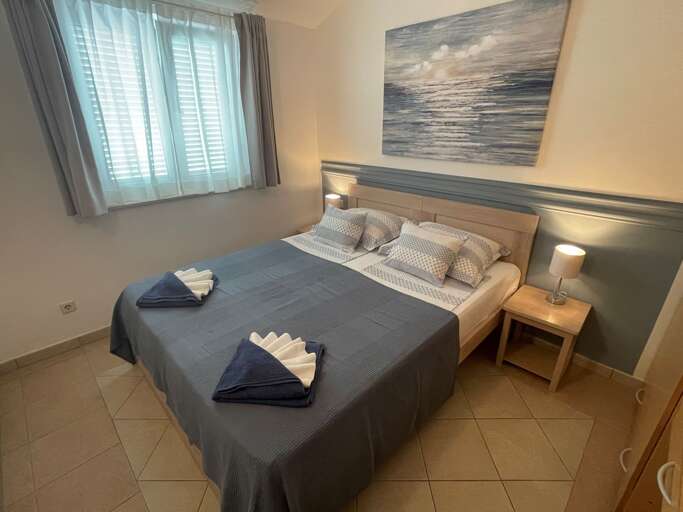 Okrug Gornji Apartment Rental