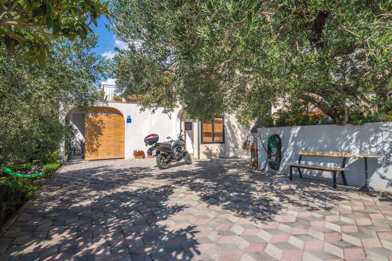 Veliko Brdo Apartment Rental