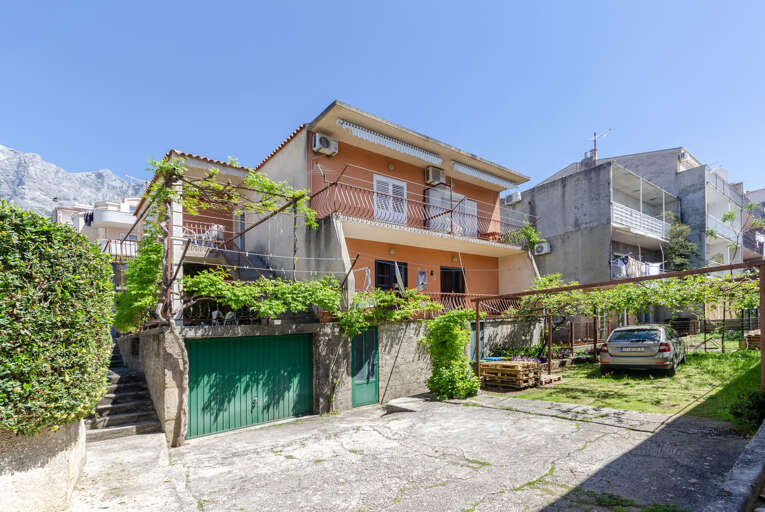 Makarska Apartment Rental