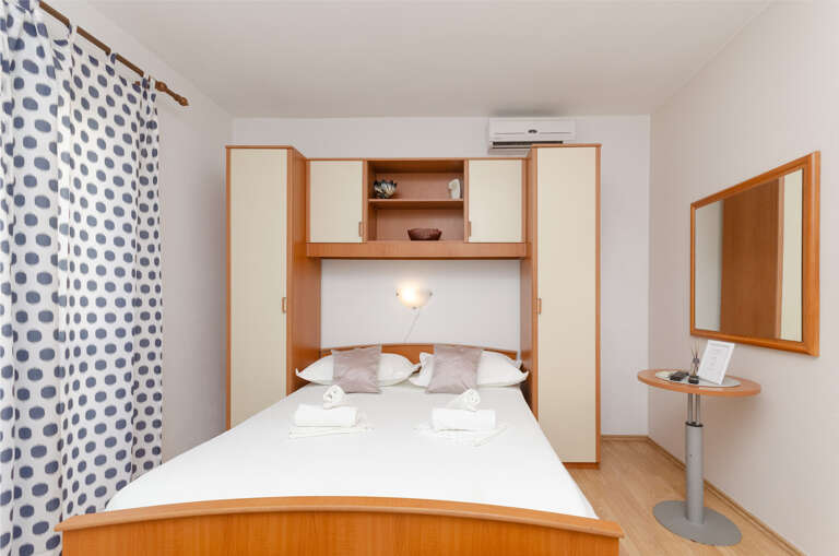 Makarska Apartment Rental