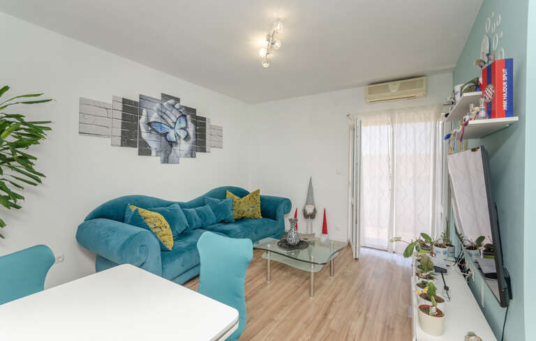 Makarska Apartment Rental