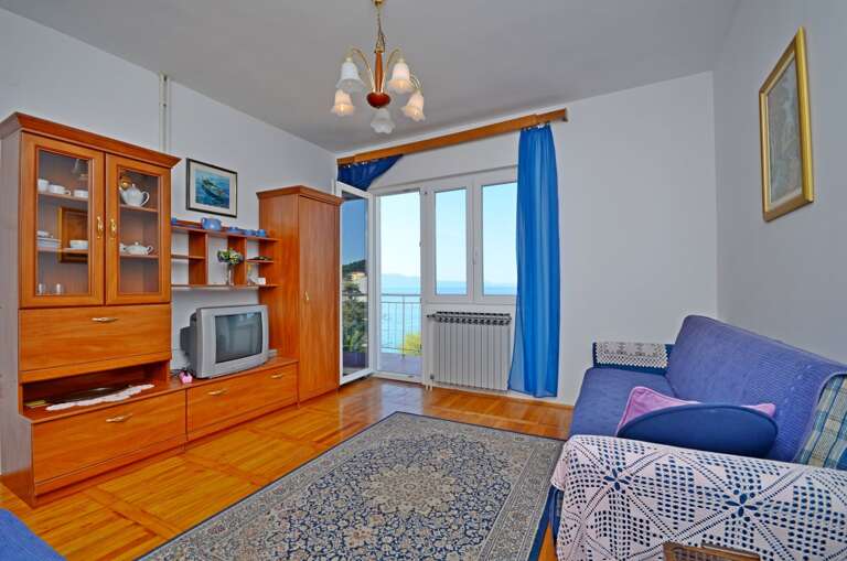 Drvenik Apartment Rental
