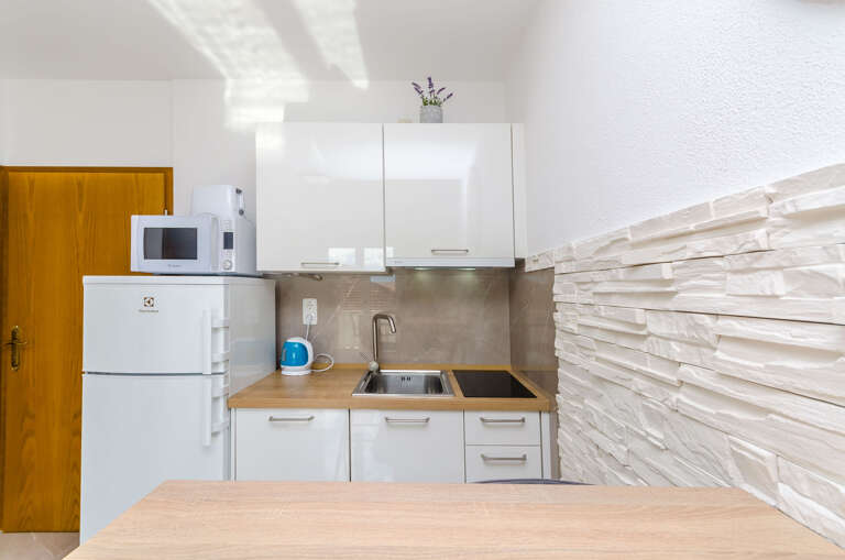 Okrug Gornji Apartment Rental