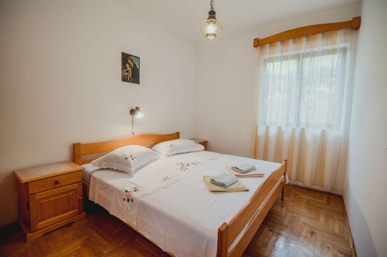 Ivan Dolac Apartment Rental