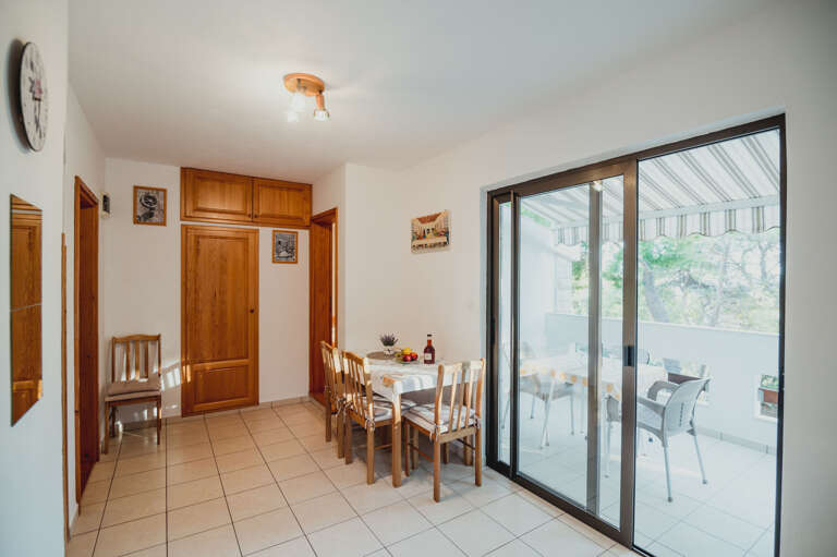 Ivan Dolac Apartment Rental