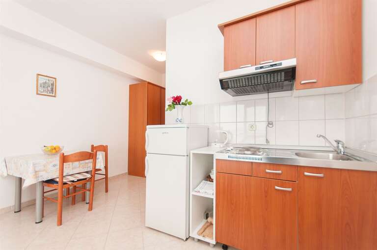 Krvavica Apartment Rental