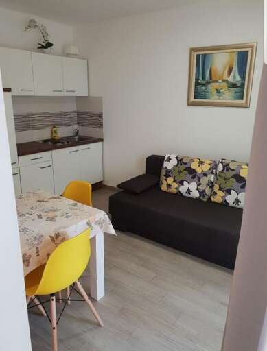 Drasnice Apartment Rental