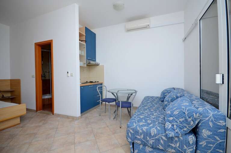 Drasnice Apartment Rental