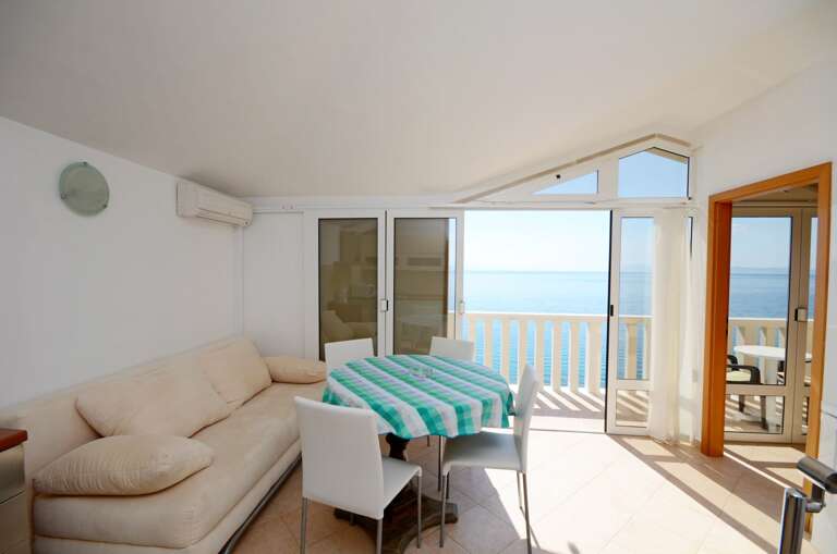 Drasnice Apartment Rental