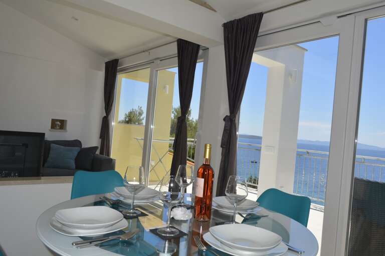 Ivan Dolac Apartment Rental
