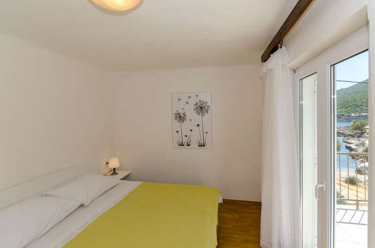 Gdinj Apartment Rental