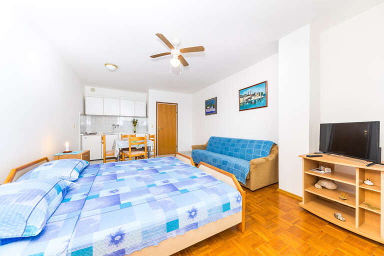 Vinisce Apartment Rental