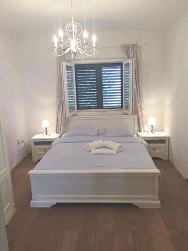 Sutivan Apartment Rental
