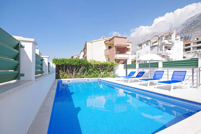 Makarska Apartment Rental