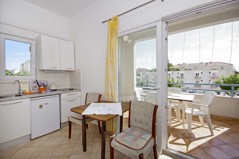 Makarska Apartment Rental