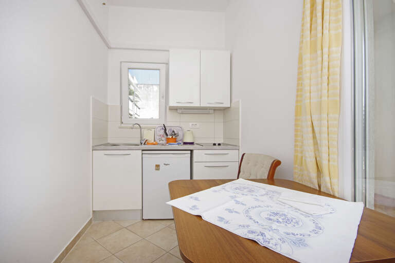 Makarska Apartment Rental
