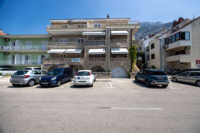 Apartments Ivo