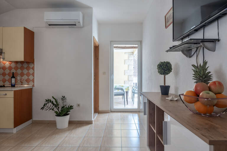 Makarska Apartment Rental