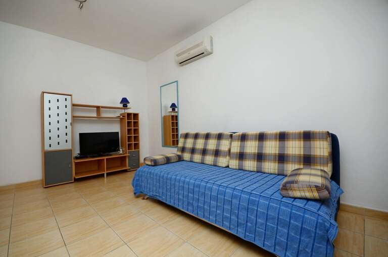 Makarska Apartment Rental